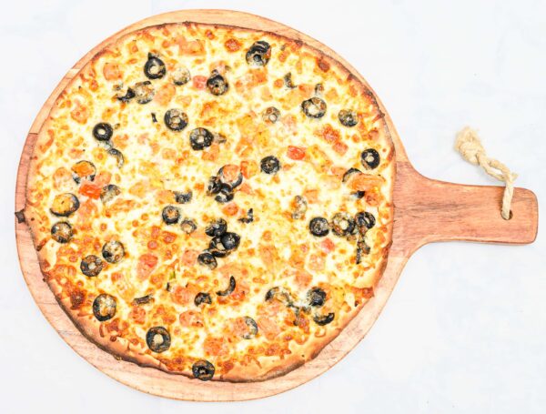 Cheese Tomato Olive Manoosh