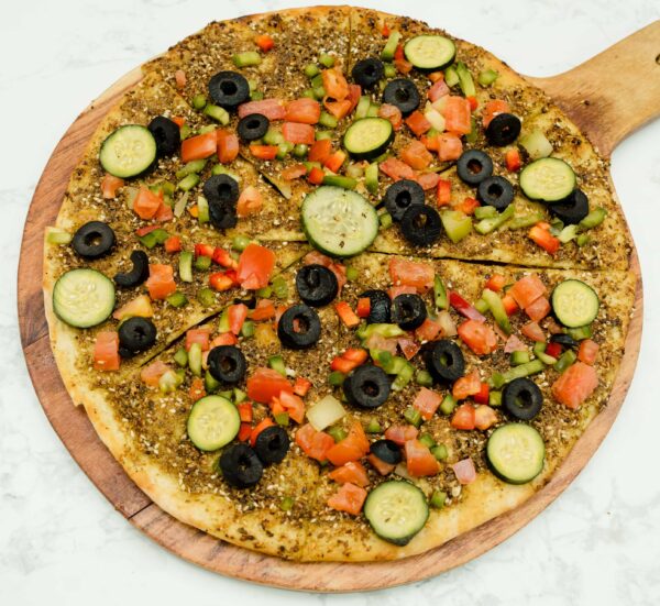 Zatar and Veggies Manoosh